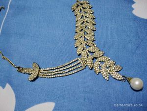 Neckless