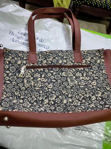 🔴Brand New Zouk Black Tote For Women