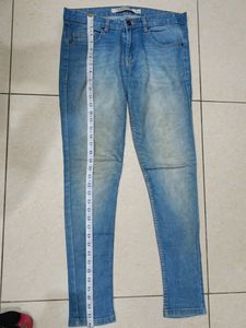 Branded Roadster jeans In Good Condition..👖