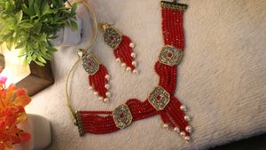 Red Beaded Jewelry Set
