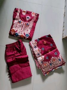 Festive Wear Kurta Set For Women