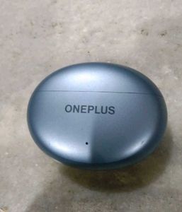 Real OnePlus NordBuds 3 &amp; boAt Airpods (Left Side)