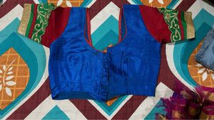 Red &amp; Blue Gold Floral Pattern Sari