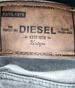 Stylish Grey Jeans