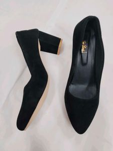 Elegant Black Block Heel Pumps (CO)