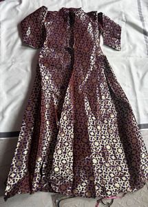 Gown Bleser