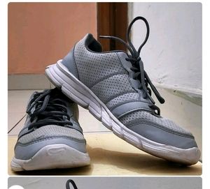 Decathlon Sports Shoes For Women