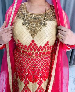 Ethnic Wedding Gown With Duppata And Lagging