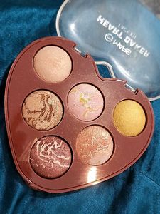 Essence HEARTS Baked Eyeshadow Palette