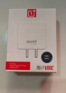 OnePlus Warp Charger &amp; USB Cable