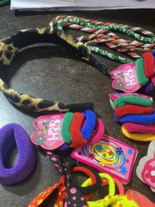 Girls Hairs Accessories Plus 3 Chains Combo