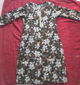 Women’s Kurtis Combo – Set of 3 (Good Condition)