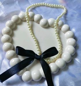 Pearl Ribbon Choker