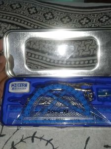 DOMS X1 Mathematical Instrument Box