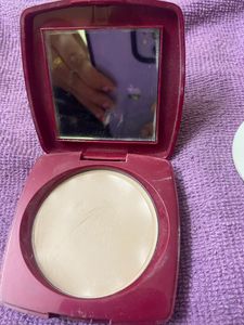 Lakme Compact Powder