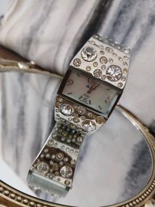 Quartz Analog Bracelet Watch