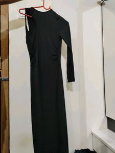 Elegant Black Maxi Dress