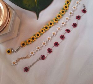 Beaded Daisy Bracelets