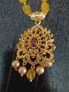 Monalisa Beads Chain With Pendent