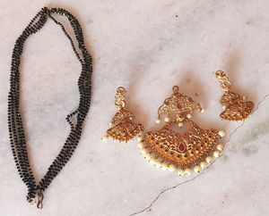 Black Bead Mangalsutra With Locket And Earrings