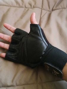 AS Black Gym Gloves