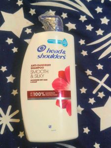Head & Shoulders Smooth & Silky Shampoo 1L