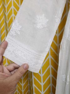 White Embroidered Kurta