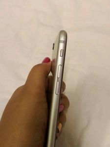 Apple iphone 6 Silver Colour 64gb