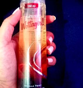 Layer&#39;s Wottagirl Vanilla body mist
