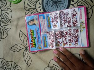 Mayuri Sticker Kumkum Bindi