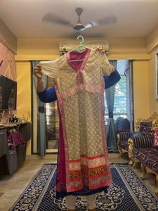 Elegant White Embroidered Kurta