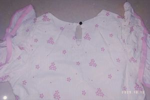 Y2k Winged shoulders printed top