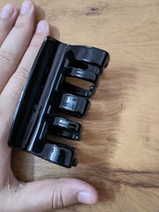 huge clutcher