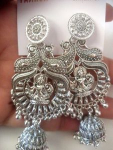 Silver Jhumka Earrings