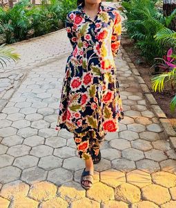 Floral Print Kurta Set