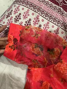 New Readymade Blouse With Padding