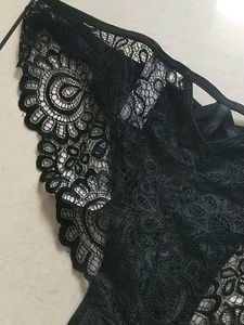 XL Black Lace Trim 🩲 (flame)