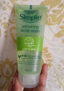 Simple Refreshing Facial Wash