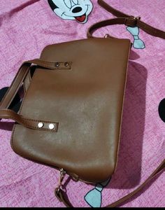 Linoperros Handbag