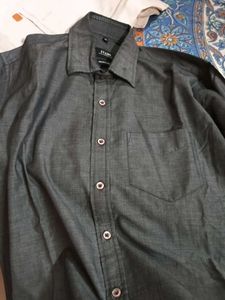 IVANS Regular Fit Button-Down Shirt