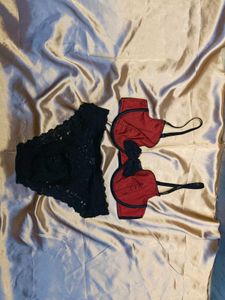 🇳🇿💫🎀Red &amp; Black Lingerie Set