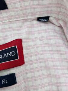 Very Smart Pink And White Men&#39;s Bushshirt Like New