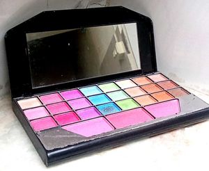 Makeup Palette