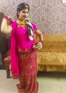 RANI COLOUR WITH DARK STONE WORK Lancha