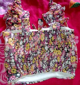 Floral Ruffle Sleeve Crop Top