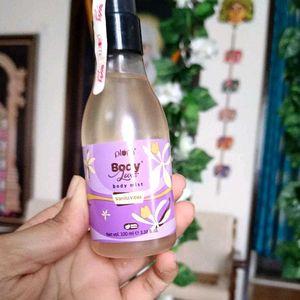Plum Bodylovin' Vanilla Vibes Body Mist | Long Las