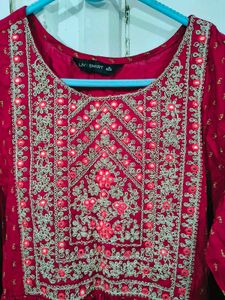 Beautiful Red Naira Cut Suit Set