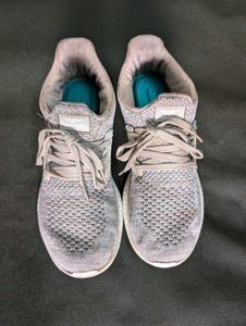 Red Tape Sports Shoes UK6