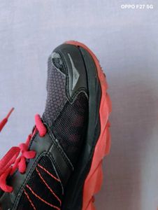 Sketchers Shoes