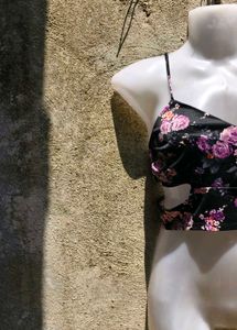 FOREVER 21 CROP TOP